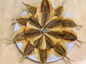 cá chỉ vàng