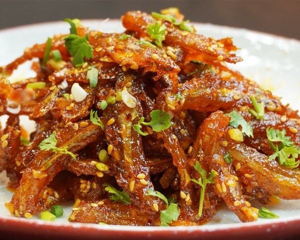 Cá cơm khô rim: Bí quyết chọn nguyên liệu tươi ngon, đậm đà hương vị