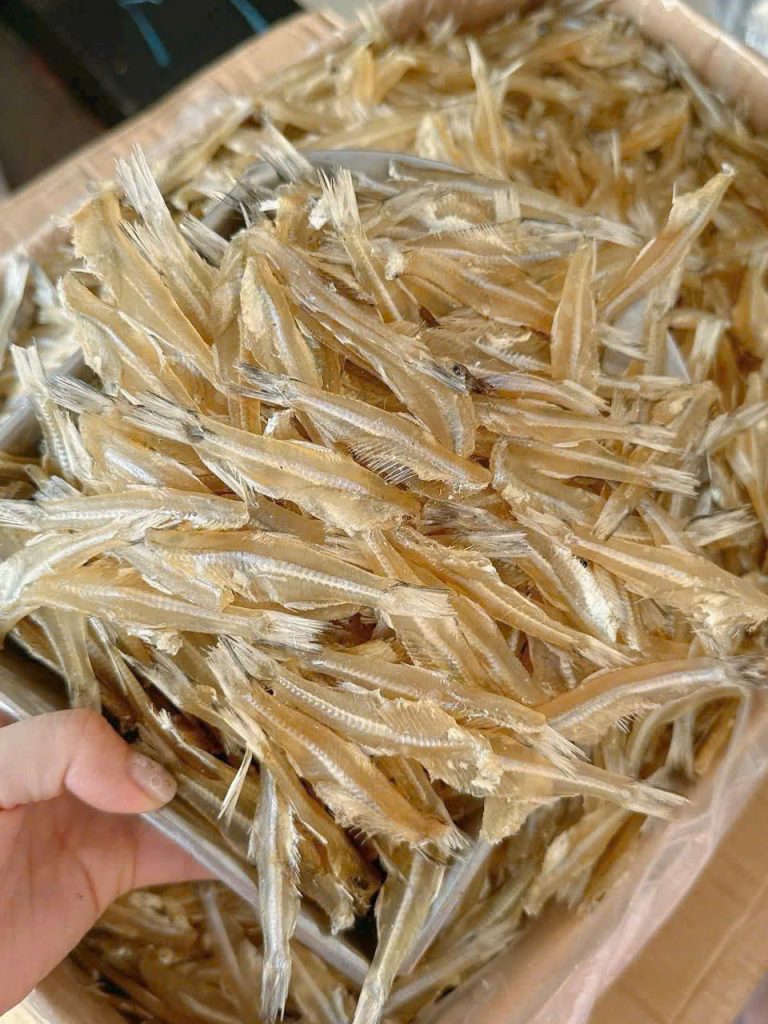 Gỏi cá chỉ vàng khô: Sự kết hợp hài hòa giữa ẩm thực truyền thống và hiện đại